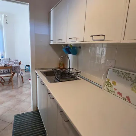 Casa Adelaide - A Stone's Throw From Rome Apartamento