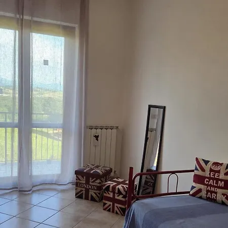 Casa Adelaide - A Stone's Throw From Rome Appartement
