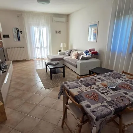 Casa Adelaide - A Stone's Throw From Rome Apartmán